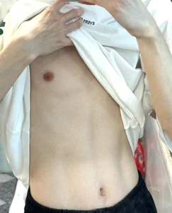 BILLY4me: Public ( 2 фото)