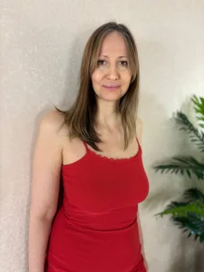 Elizabeth_Andersonn Public  4টি ছবি