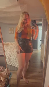 NikkiB653466 Me Foto 5