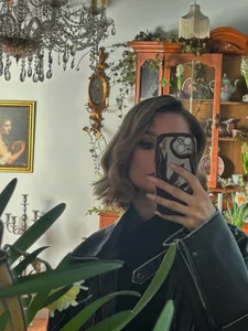 MerlinMeyer backstage of my photo shoot Bilde 3