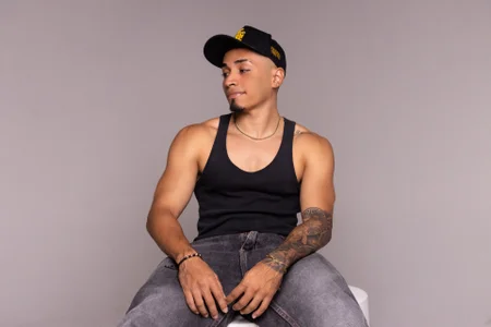 Ares_Stone Little About Me Pic 4