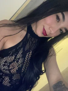 Violeta_Velvet_ 😈 Do you dare to find out what I'm hiding?? Pic 7