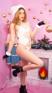 Ivanna_Diamon X MAS 2023🎁🎄 Pic 7