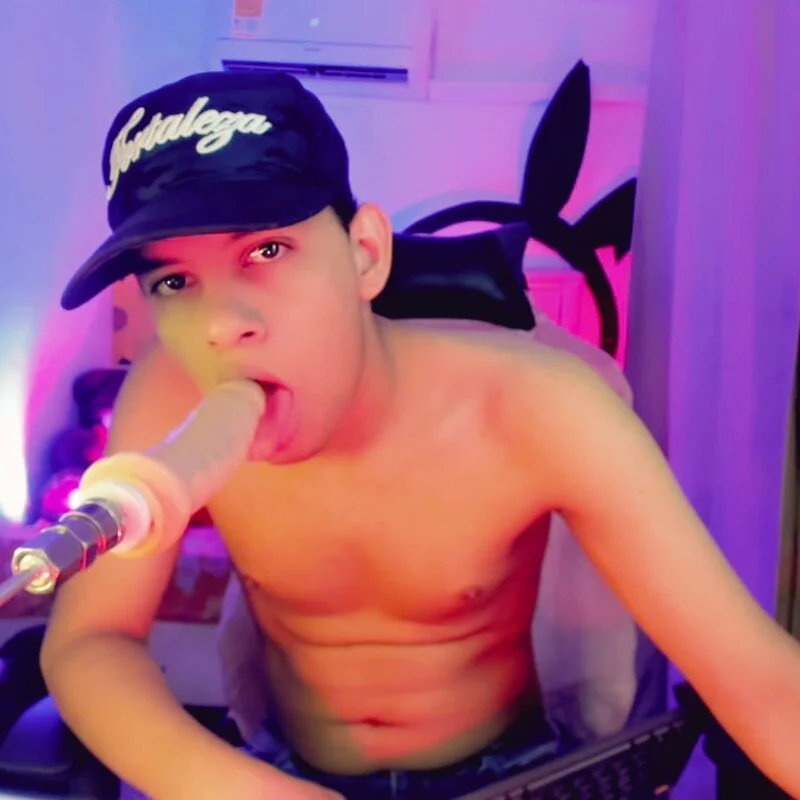 Top_and_bottom Trending Pic 8761