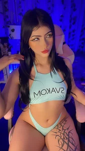 LanaKyutt green sexy bath dress Pic 8