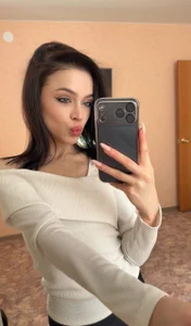 ElgaBlumer New photo Pic 7