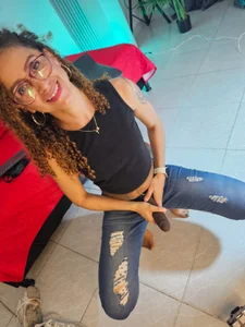 Angela_donnato Enjoying my strap on 사진