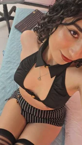 Your cute girl de Megan_Jonesss_  3 Imagens