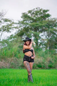 TiffanySander mmm Poză 5