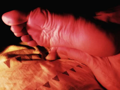 SonyasaysのFeetの 4枚の写真