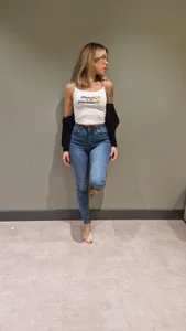 Lara_Bergmann Casual Immagine  4