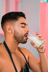 ItsMeErosのWait,i’m preparing something to you….の 4枚の写真