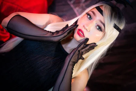 megannherrera Cabaret รูป  2