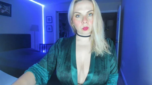 callme_iva Public 1 Pic