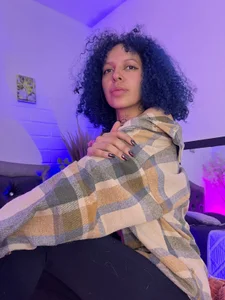 HannahBlue_: Casual days 💞​ ( 3 фото)