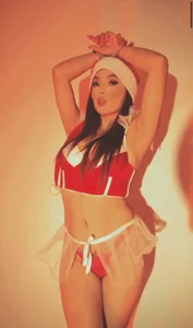 Candy_beauty NAVIDAD Pic 4