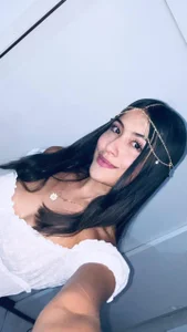 Ana__Pink Public Pic 2