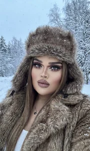 Snowflakes are kisses from heaven. de BelindaLove  Imagens