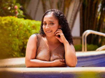 Zdjęcia KateVenegas Pool day🏊🏾‍♀️🌈🌞:  4