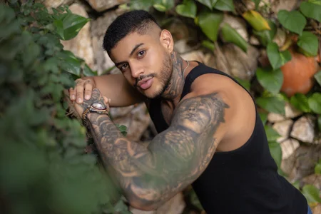 LuigiVitale_1 The black is personality Poză