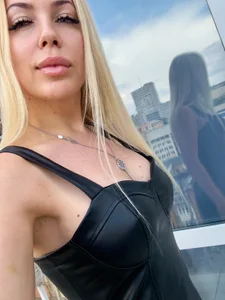 LuissaMilff Public Pic 2