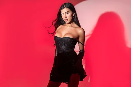 dani_parker_ kullanıcısının FEMME FATAL💖 albümü -  2 fotoğraf