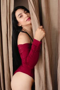 selena_rous Sweet girl Bilde 4