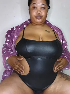 Sexybella-97 Being my self and sexy Pic 5