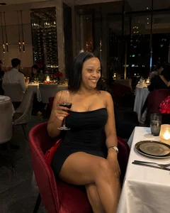 DojaCatII Public Pic 2