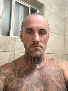 Public od 40andnasty  6 snímek