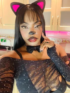 ReinaMiah Good kitty wants to be pet  5. fénykép