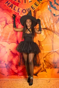 MonicaSchwartz Hallowen 🕸🎃 Foto 4