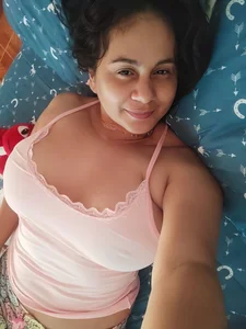 Sharon-Hot77s MI SELFIE sexfoto 7