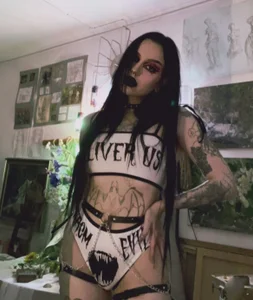 alexx_succubus Paints🙃 Εικόνα 2