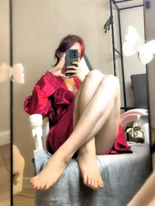 Milena_Milyan Look at the mirror Pic 8