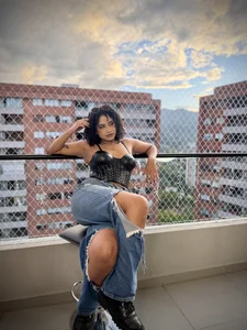 camilafoox7 a quiet day 🩷 Pic