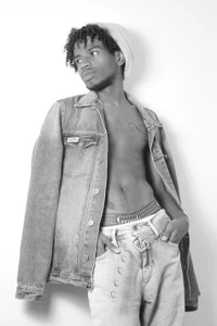 AllexJacob Black and white รูป  4