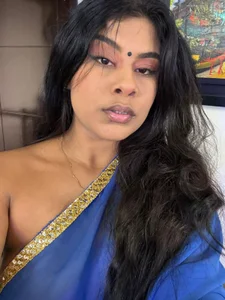 iniyalaboni MUAKKK KISSES FOR U 사진 6