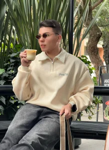 JesseJones_ Public Εικόνα 4