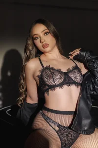 Femme Fatale de AlinaKravitz  4 Imagens