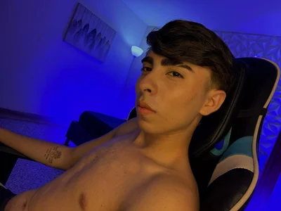 Michaell_twinkk_ Public Foto 4