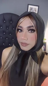 Lucia-Horny24 Nice Trans Pic 2