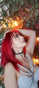 Public od Mia-Bloom  2 snímek