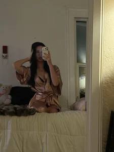 Kendallmonroeee More of me🫣 Pic 4