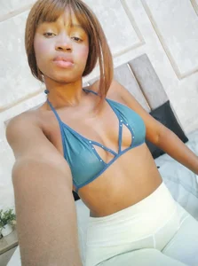 Ivanna_VegaW Public  4টি ছবি