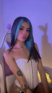 OnlyBabyJuliet10 Public Foto 3