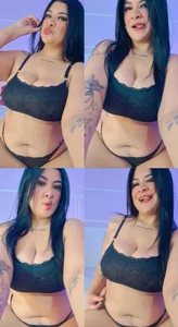 your queen👸🏻🩱🫦 de Katty_West  4 Imagens