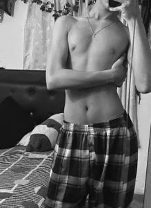 artemis_jones Public Pic 2