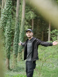 AndrewTheo1 Public Pic 7