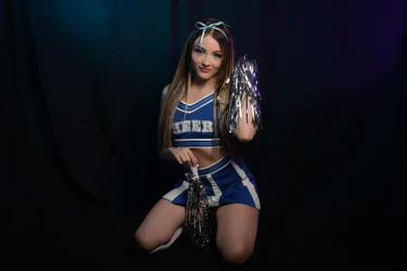 KendalPrince Cheer Me Up Immagine  3